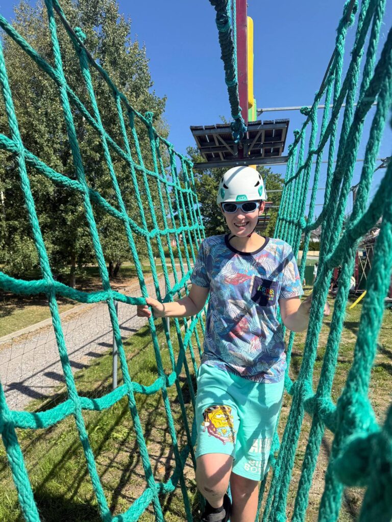 TURNUS REHABILITACYJNY – CHRUSTY (Góry Świętokrzyskie), sierpień, gr. starsza